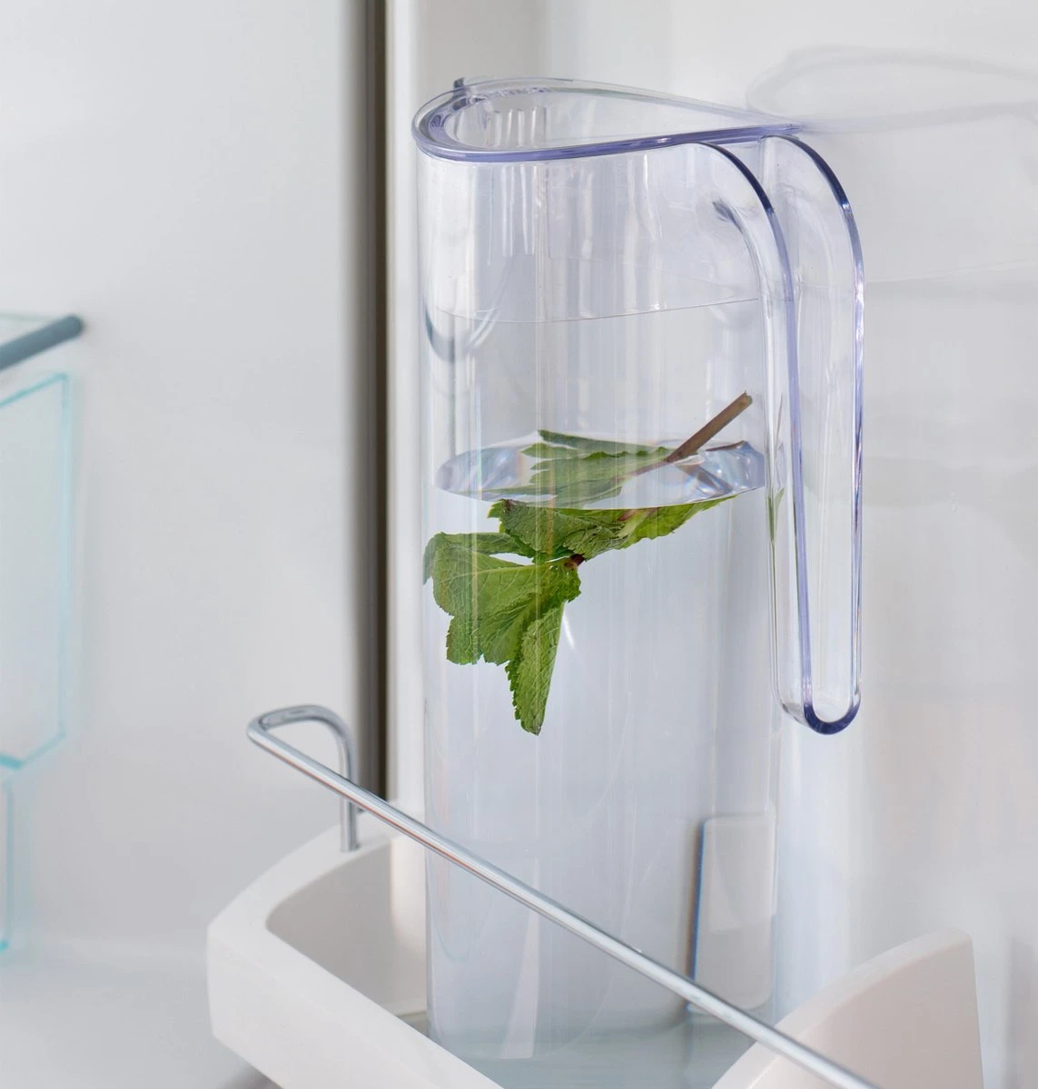 Mepal Flow Waterkan - 1,5 L - Helder 3 Mepal Flow Waterkan - 1,5 L - Helder - Afbeelding 3