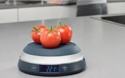 Keukenweegschaal SwitchScale 2 In 1 - Joseph Joseph -Drinkwater Apparaat Winkel 1200x747 1