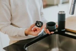 Kambukka Etna Grip Thermosbeker 500 Ml - Makkelijk Reinigen - Lekvrije Koffiebeker - Zwart 23 Kambukka Etna Grip Thermosbeker 500 Ml - Makkelijk Reinigen - Lekvrije Koffiebeker - Zwart -Drinkwater Apparaat Winkel 1200x800 16