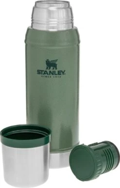 Stanley The Legendary Classic Bottle 0,75L - Thermosfles - Hammertone Green -Drinkwater Apparaat Winkel 764x1200 1