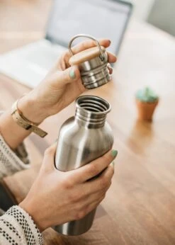 Bambaw Waterfles - 750 Ml - Roestvrij Staal - Stevig En Milieuvriendelijk 18 Bambaw Waterfles - 750 Ml - Roestvrij Staal - Stevig En Milieuvriendelijk -Drinkwater Apparaat Winkel 857x1200