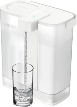 Philips Water Instant Water Filter - 3 L Inhoud, 1 L/min Snelle Doorstroming, Oplaadbaar Via USB-C -Drinkwater Apparaat Winkel 865x1200