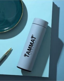 Slimme Thermosfles Met LCD Temperatuur Display - Curver Isolatiefles 500 ML - Rubber Coating - Dubbelwandige Thermosfles - Thermosbeker - Isoleerfles - Thermoskan - Travel Mug - Bidon Drinkfles - Koffiebeker - Drinkflessen - RVS - Smart Thermos -Drinkwater Apparaat Winkel 941x1200